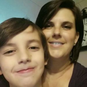 Meet your Posher, Delina